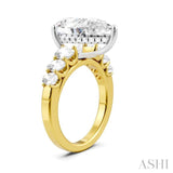 1 1/4 Ctw Pers Shape Oval and Round Cut Diamond Semi-Mount Engagement Ring in 14K Yellow and White Gold