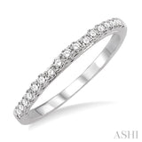 1/4 Ctw Round Cut Diamond Wedding Band in 14K White Gold