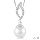 7x7 MM Round Cut Cultured Pearl and 1/20 Ctw Round Cut Diamond Pendant in 14K White Gold with Chain