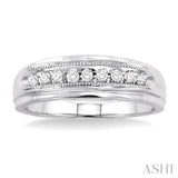 1/8 Ctw Round Cut Diamond Women's Ring in 14K White Gold