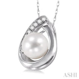 6.5 MM Round Shape Cultured Pearl and 1/20 Ctw Round Cut Diamond Pendant in 10K White Gold with Chain