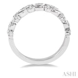 1/6 ctw Round Diamond Wedding Band with in 14K White Gold