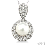 Pearl & Diamond Fashion Pendant