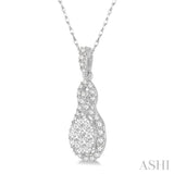 Oval Shape Lovebright Diamond Pendant