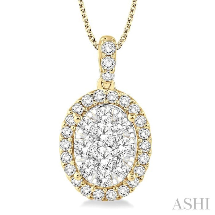 Oval Shape Lovebright Essential Diamond Pendant
