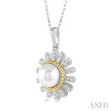 Flower Shape Pearl & Diamond Pendant